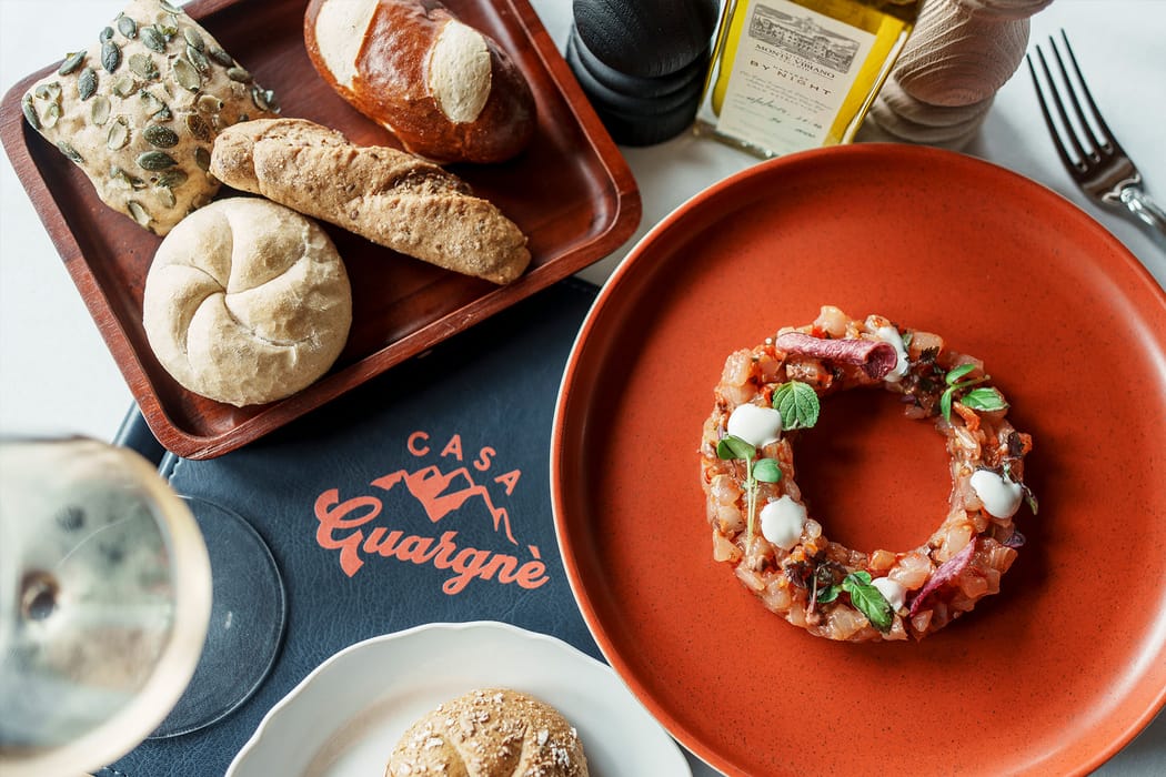 Detail of a restaurant dish at Casa Guargnè